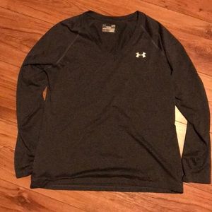 Women’s Under Armour shirt
